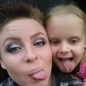 Meet your Posher, Kim